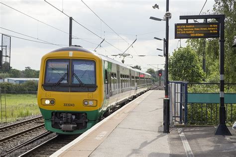 trent valley lichfield station